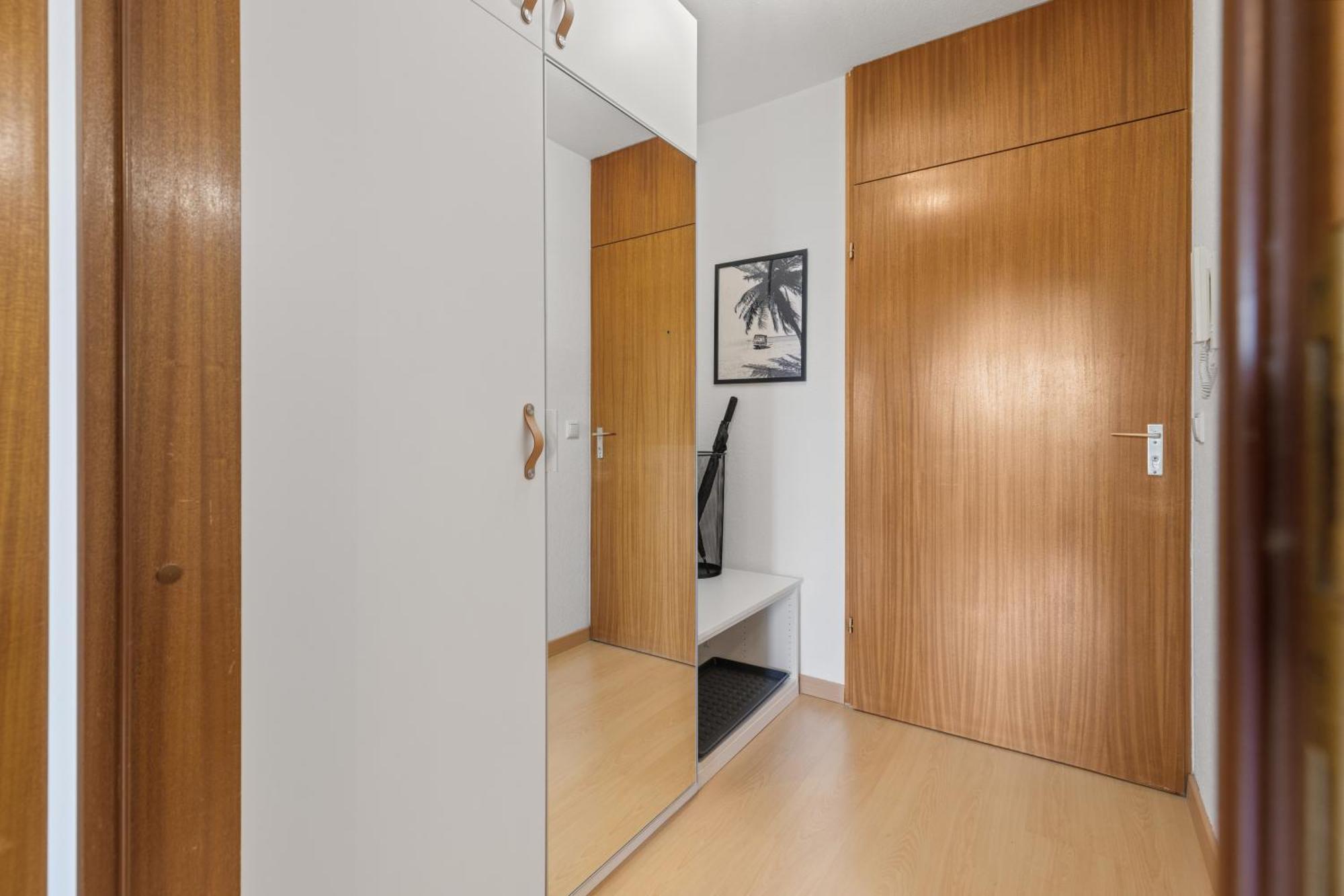 Sonniges City-Apartment Mit Suedbalkon Und Parklatz Neusass Esterno foto