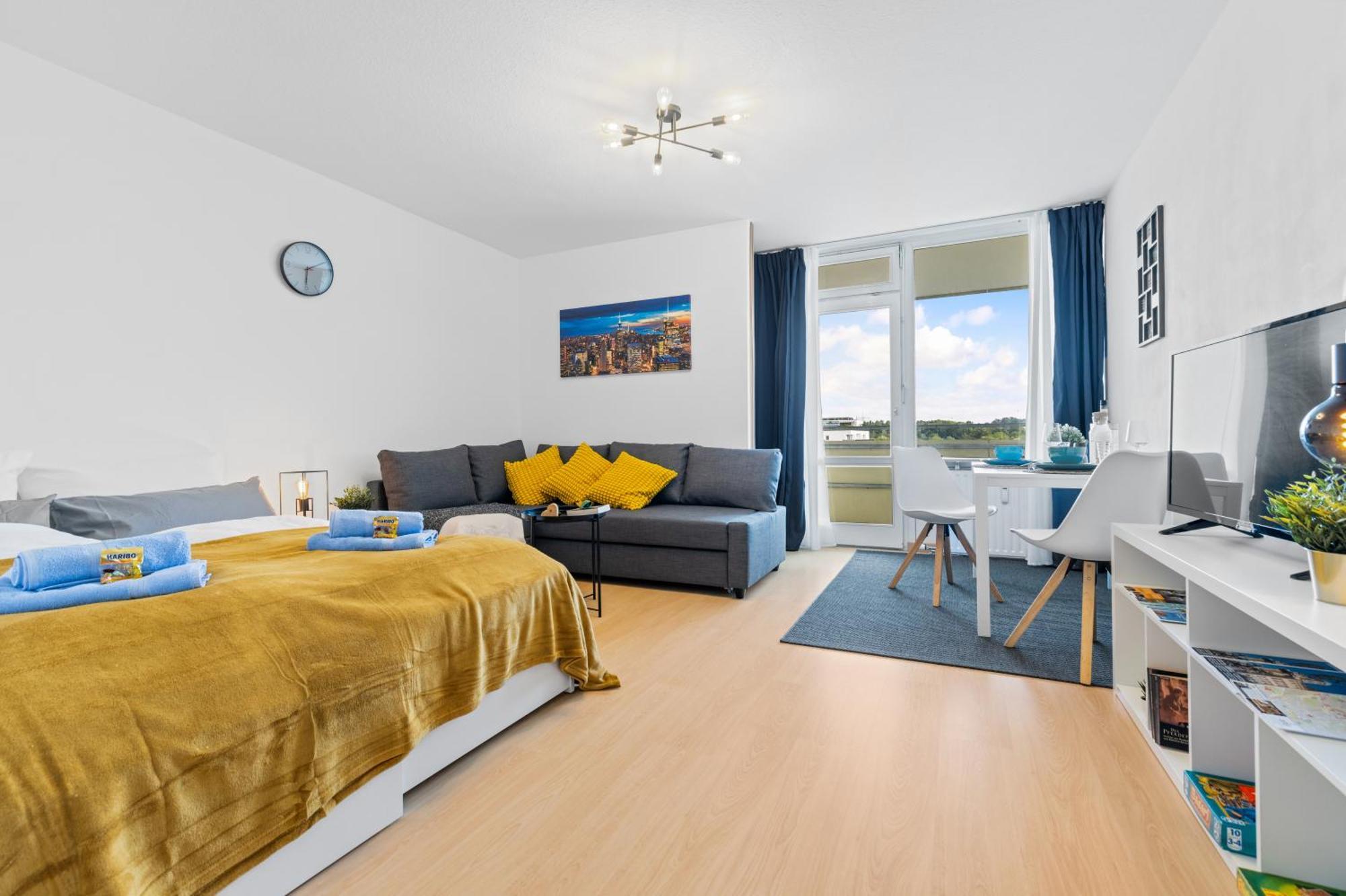 Sonniges City-Apartment Mit Suedbalkon Und Parklatz Neusass Esterno foto